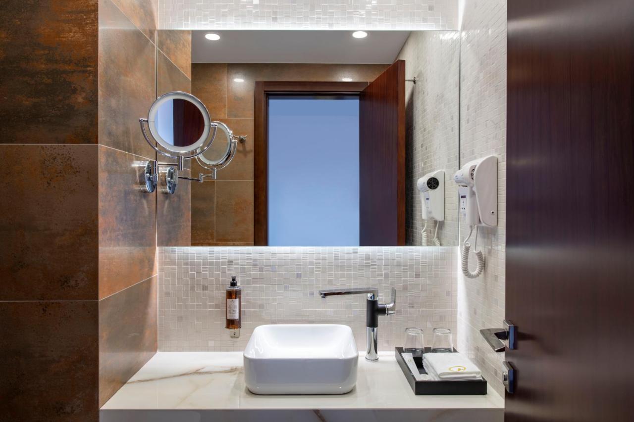 Clocks Hotel Τυφλίδα Εξωτερικό φωτογραφία