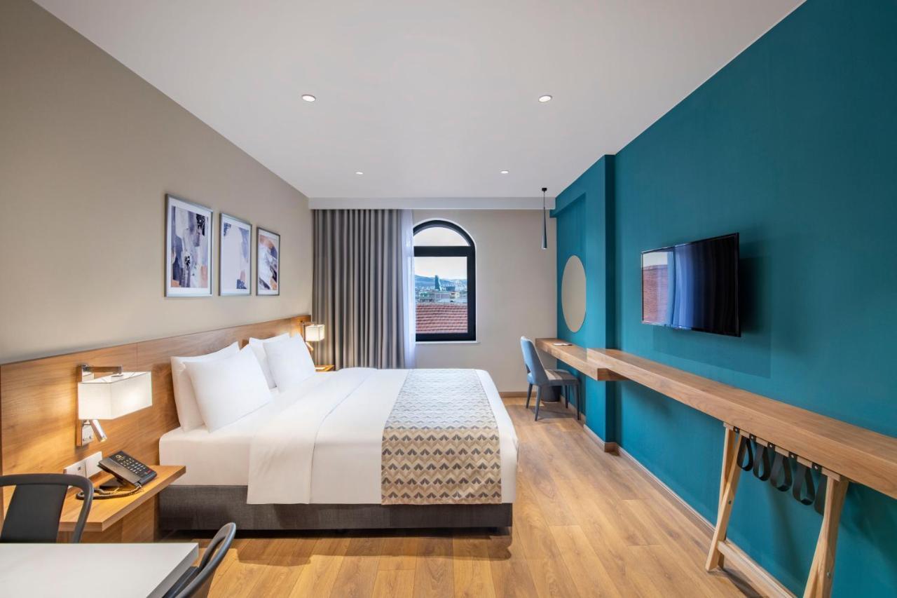 Clocks Hotel Τυφλίδα Εξωτερικό φωτογραφία