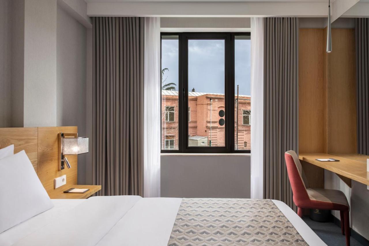 Clocks Hotel Τυφλίδα Εξωτερικό φωτογραφία